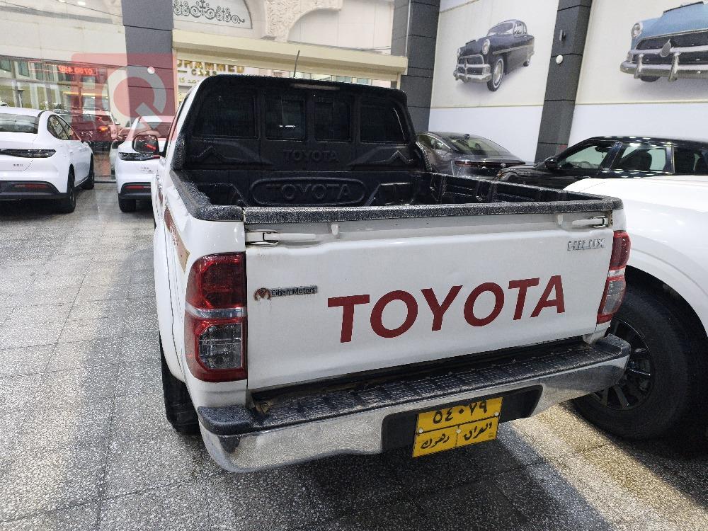 تويوتا هايلوكس